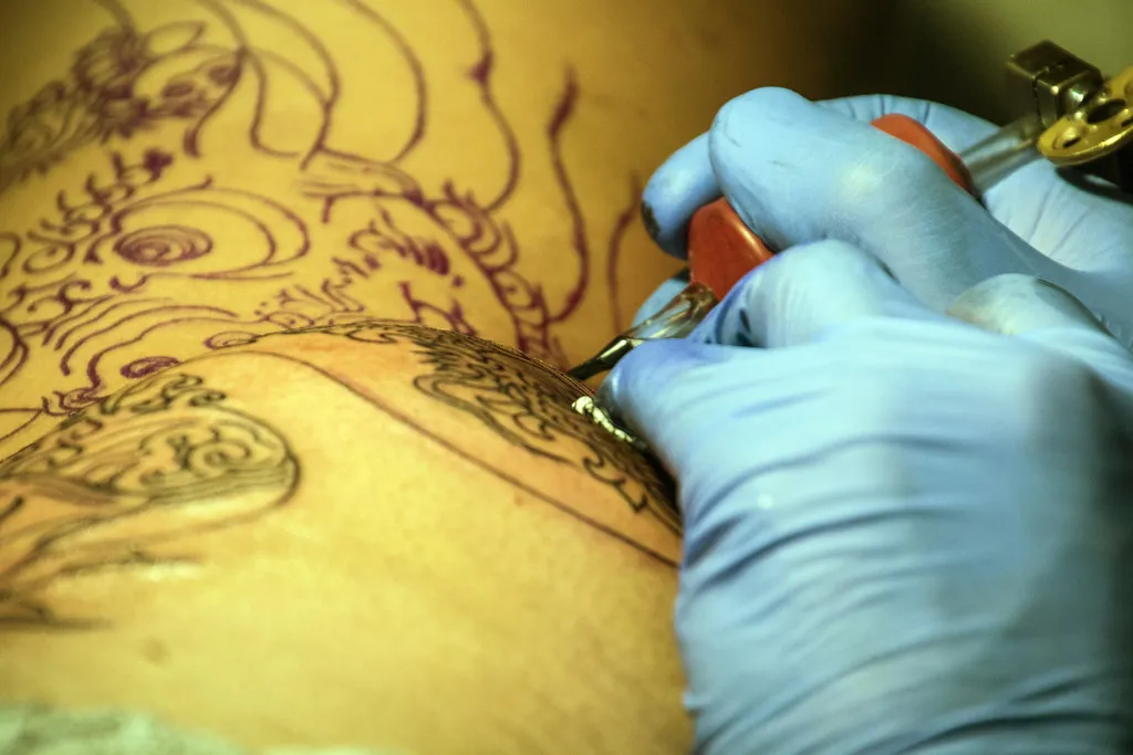 Línea en marcha, Sesión de máquina. Tatuaje de muestra.